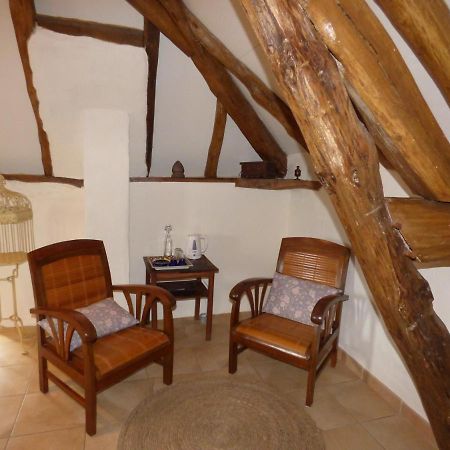 Bed and Breakfast Britavit à Saint-Avit-Sénieur Extérieur photo