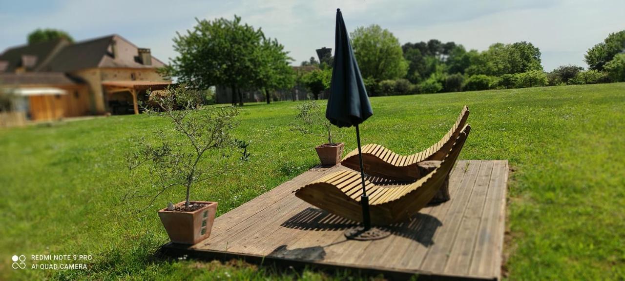 Bed and Breakfast Britavit à Saint-Avit-Sénieur Extérieur photo
