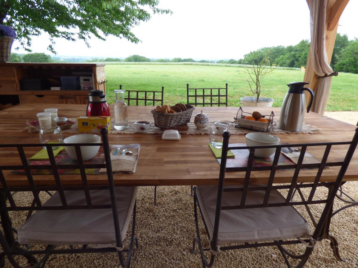 Bed and Breakfast Britavit à Saint-Avit-Sénieur Extérieur photo