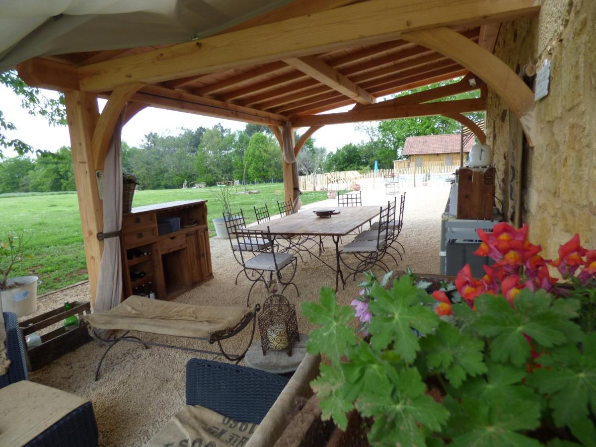 Bed and Breakfast Britavit à Saint-Avit-Sénieur Extérieur photo